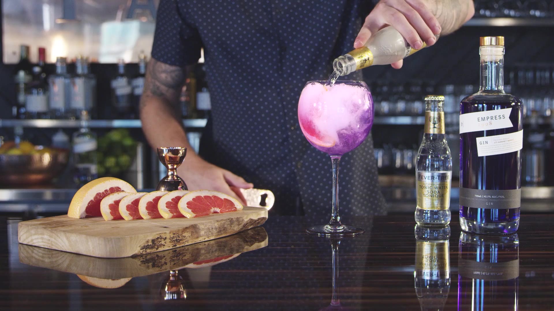 Social Empress 1908 Gin